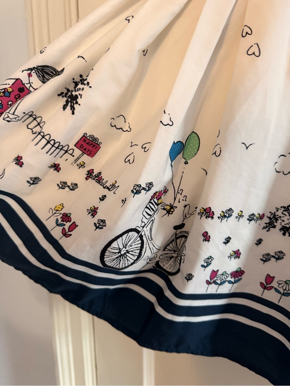 Girls size 5/6 French White & Navy Girls' Collared Dress with Cute Print - Picture 3 of 4